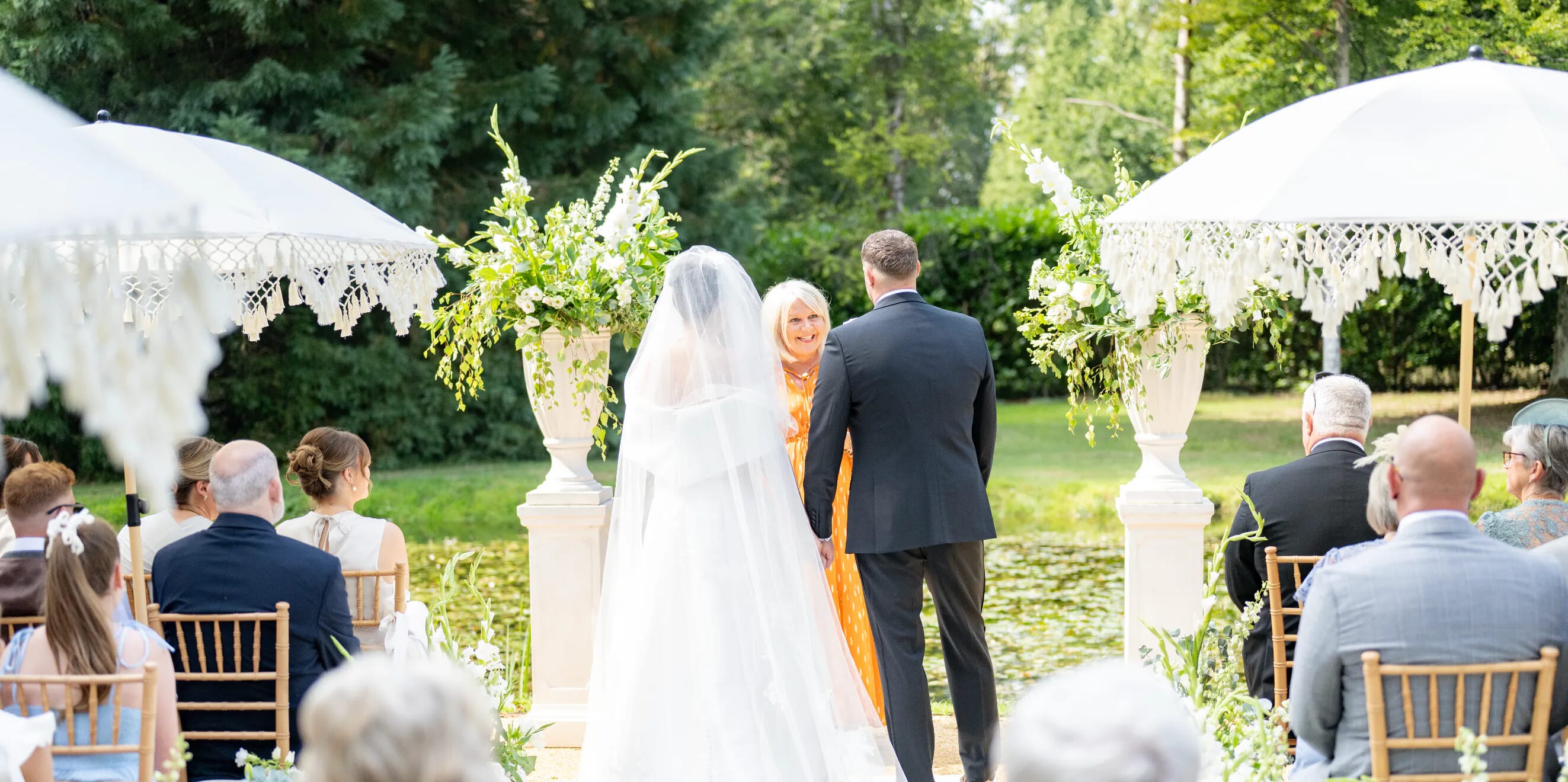 Registrars vs Celebrants: What Works Best at a Cotswold Wedding Venue?